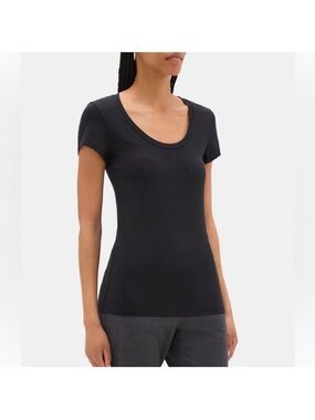 Theory Black Scoop Neck Short Sleeve Tee